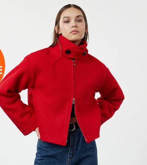 Дамско червено зимно яке