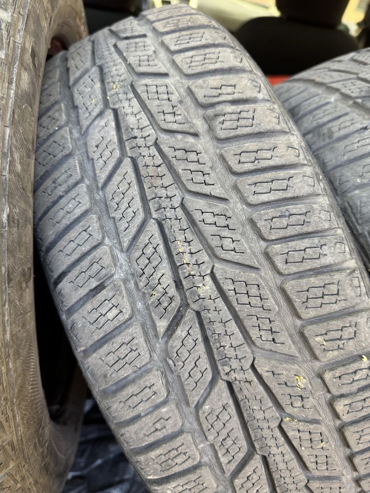 Продавам зимни гуми SEMPERIT 185/60/15