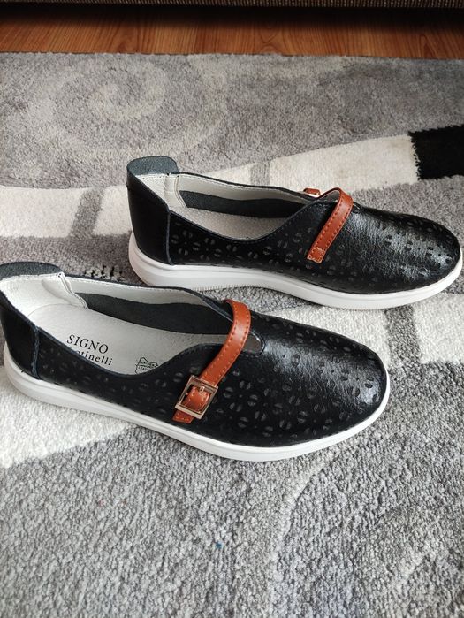 Vand pantofi piele nr 39 merg pentru un 38