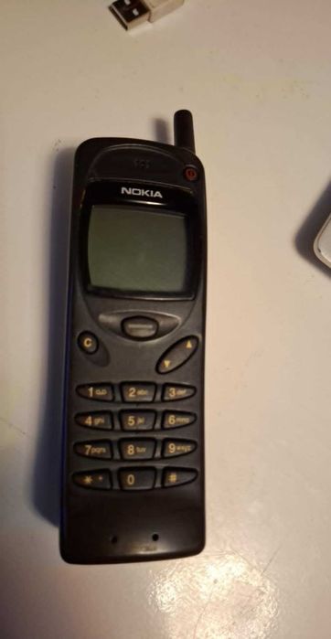 Telefon mobil NOKIA 3110 retro