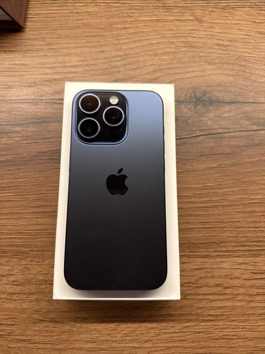 Iphone 15pro 256гб. E SIM