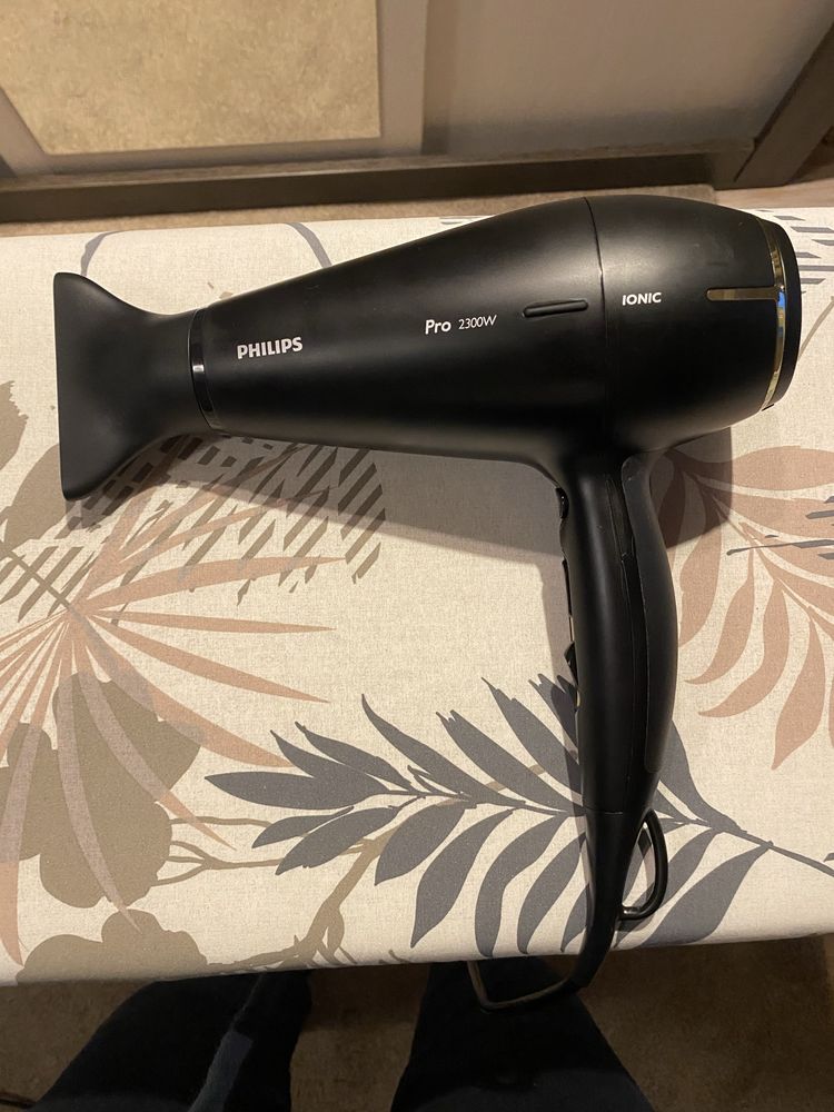 Сешоар Philips Pro 2300 W