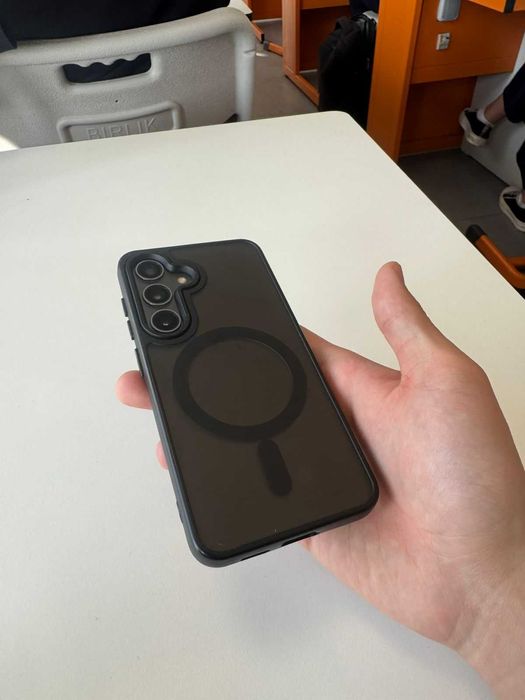 Продам Samsung S22