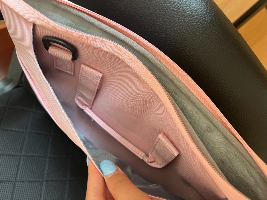 Husa NOUA de laptop 15 inch