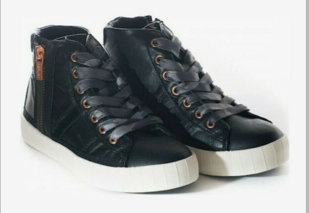 Replay детски боти