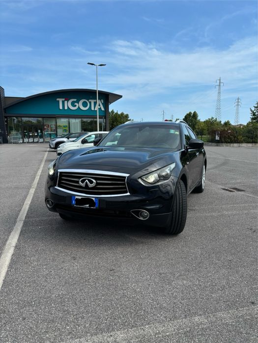 Infiniti FX30 ds