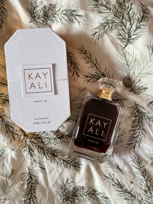 Отливка от Kayali Vanilla 28 и Candy