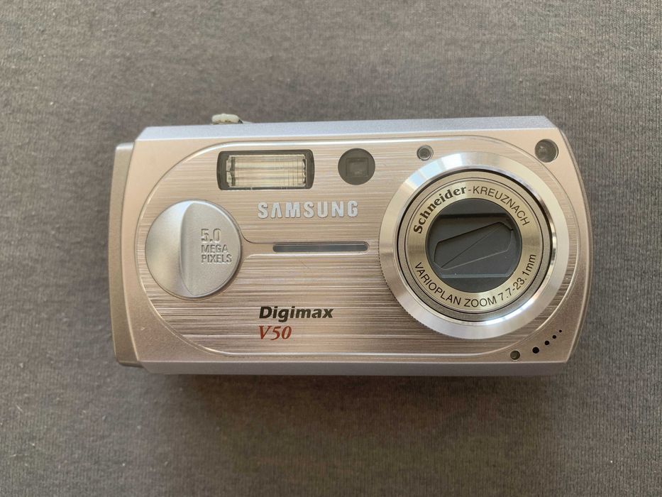 Фотоапарат Samsung Digimax V50