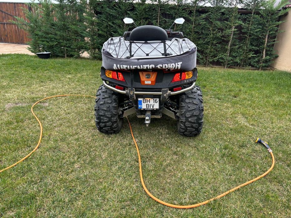 Vand Atv CF MOTO  stare f buna