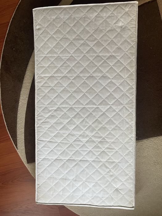 Vand patut bebelus Lindam