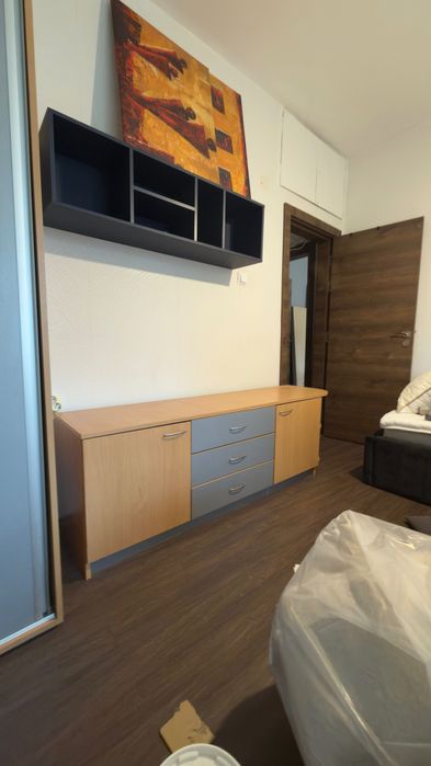 Подарявам мебели - скрин, гардероб, легло