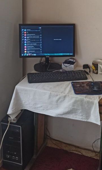 Office va boshqa shu kabi ishlarga kompyuter.
