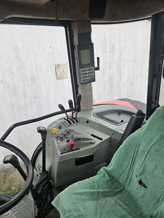 Vând tractor și utilaje