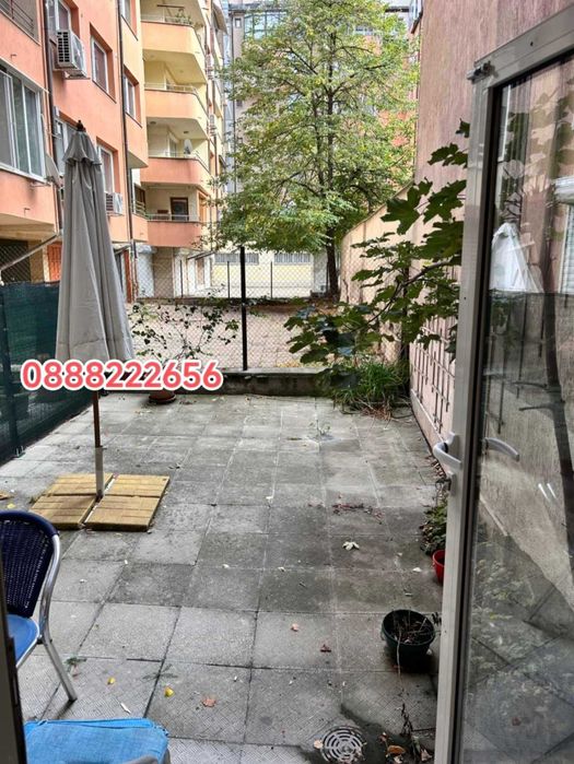 Продавам търговско помещение в гр. София кв. Иван Вазов