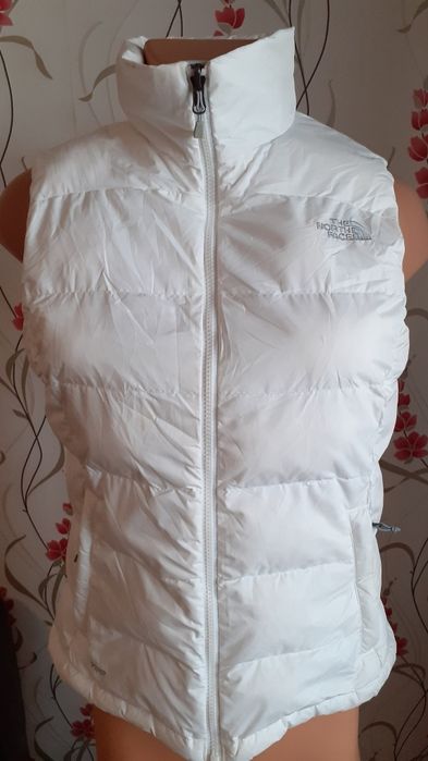 Vesta The North Face de dama.