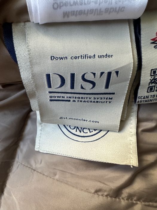 Moncler original дамско яке.M