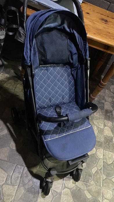 Коляска детская прогулочная