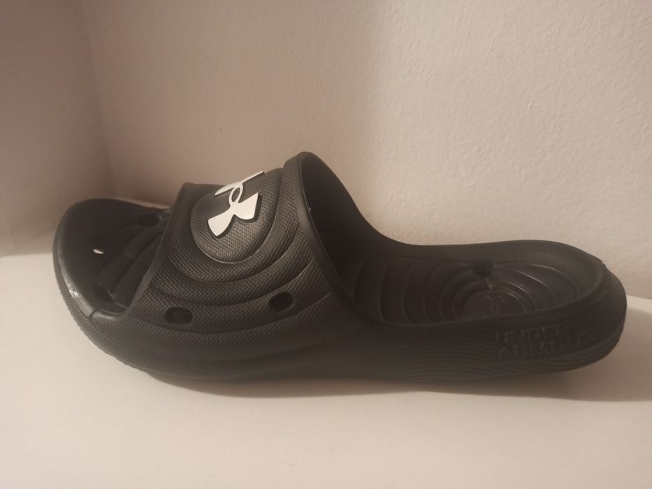Slapi Under Armour 41