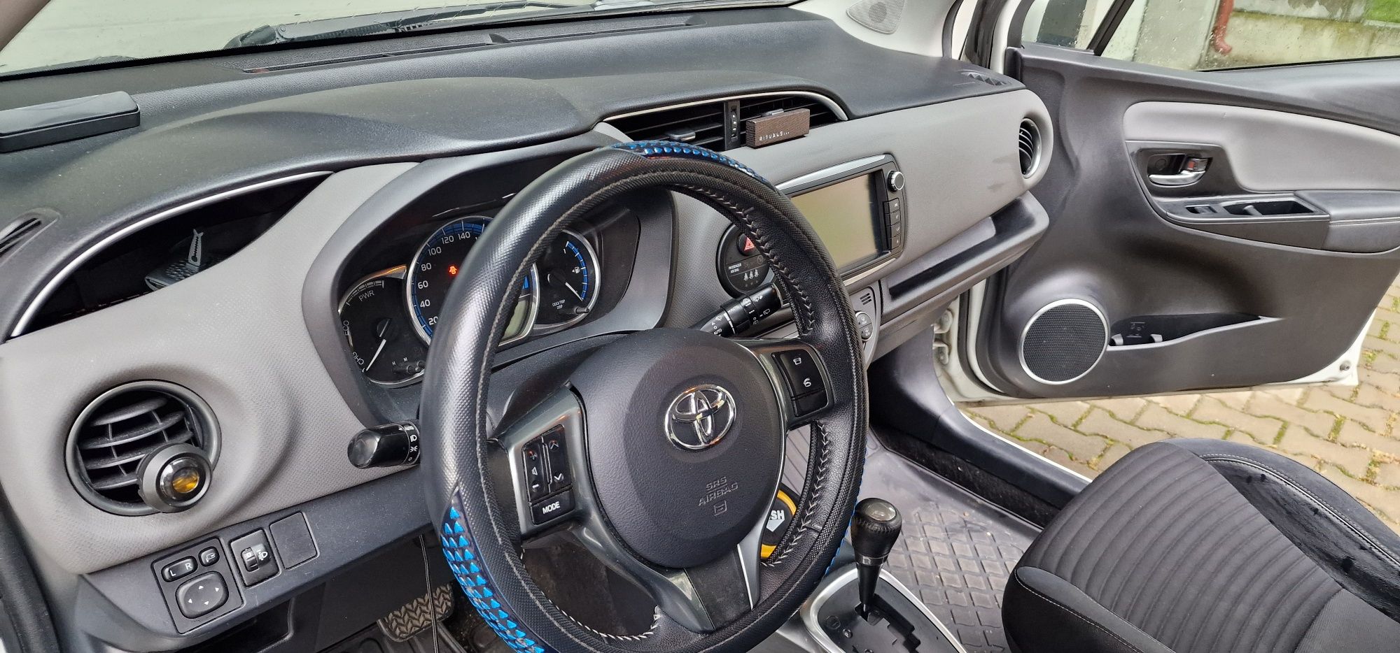 Vanzare Toyota Yaris 2015