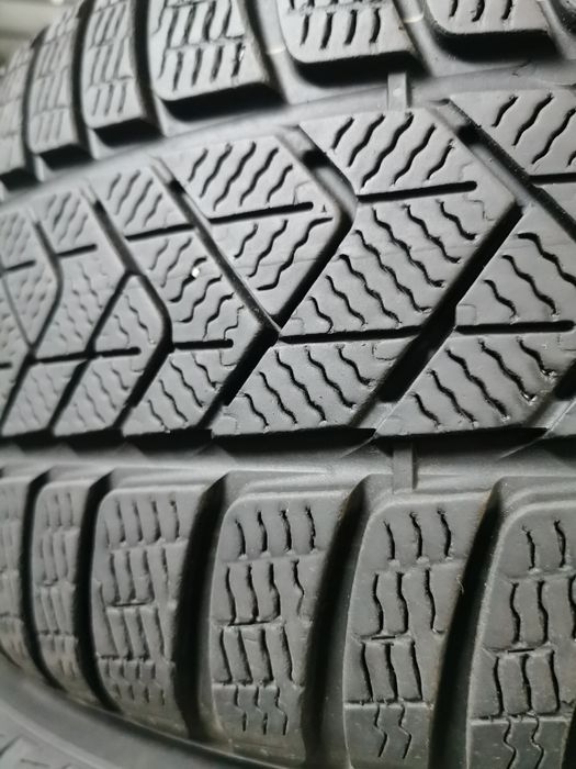 225 60 17 anvelope iarna SUV 4x4 bmw x3 x4 Audi Nissan vw tiguan
