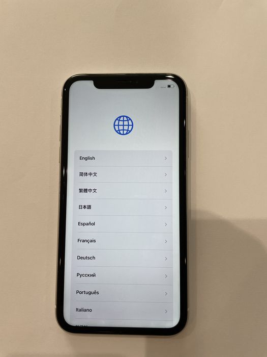 Продава Iphone XR 64 GB