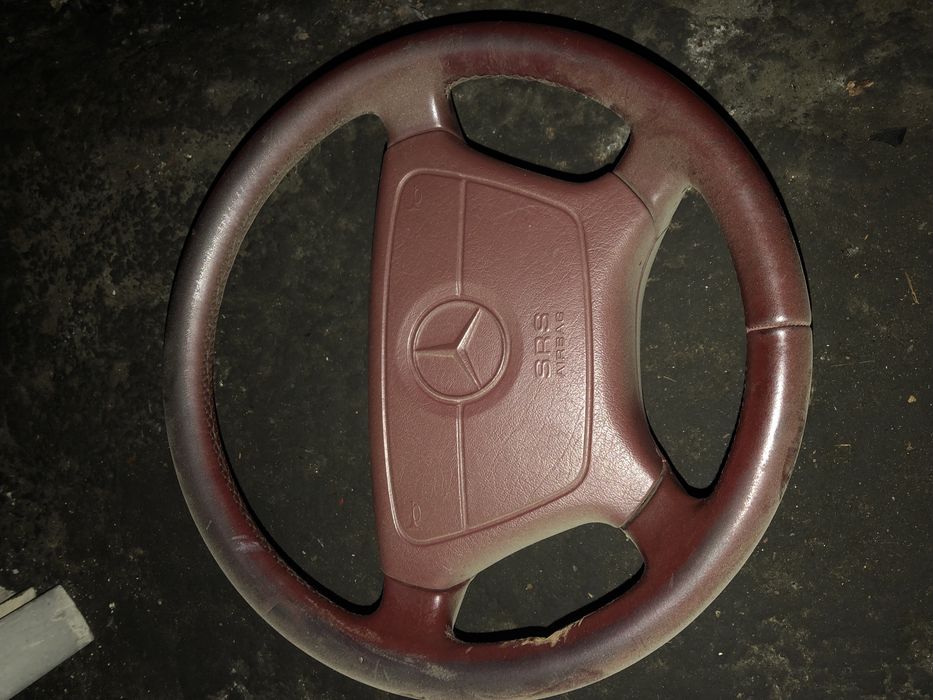 Руль Мерседес Бенц