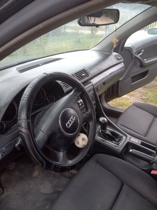 Se vinde!Autoturism în stare bună de funcționare,al doilea proprietar.