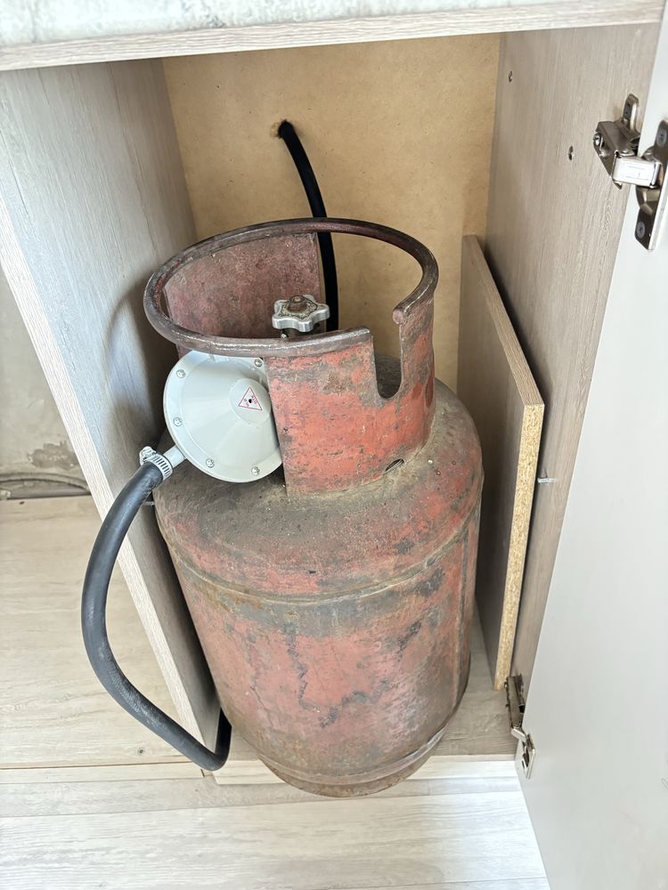 Газовый балон с редуктором