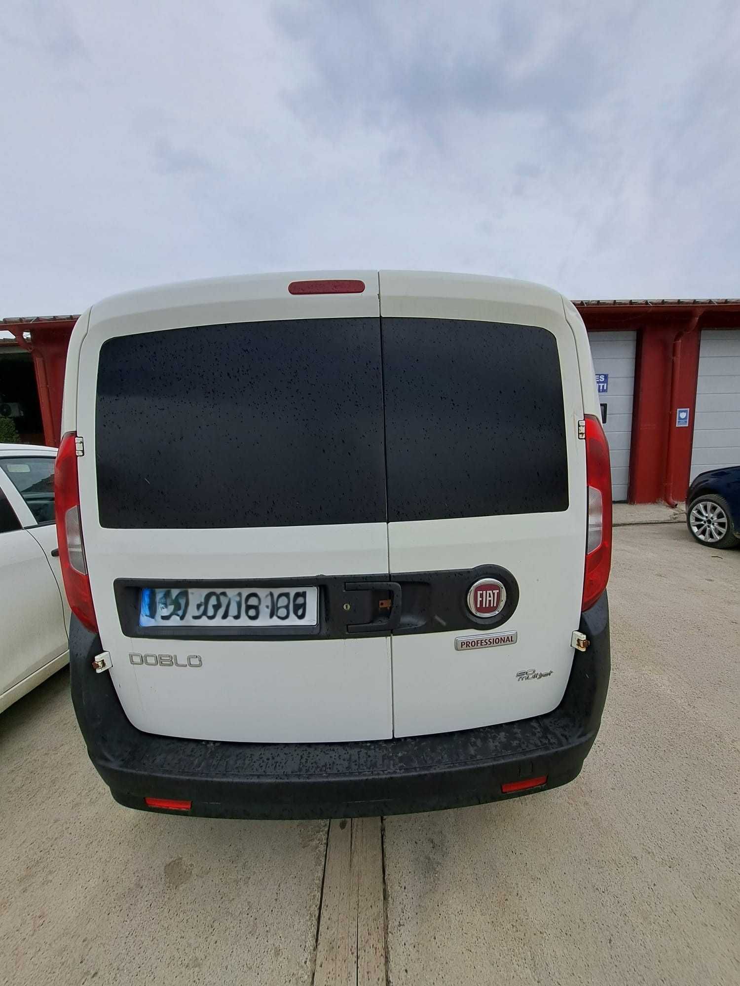 Fiat Doblo 2015 alb