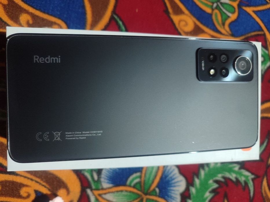 Not 12 pro. 8_256 GB yangi