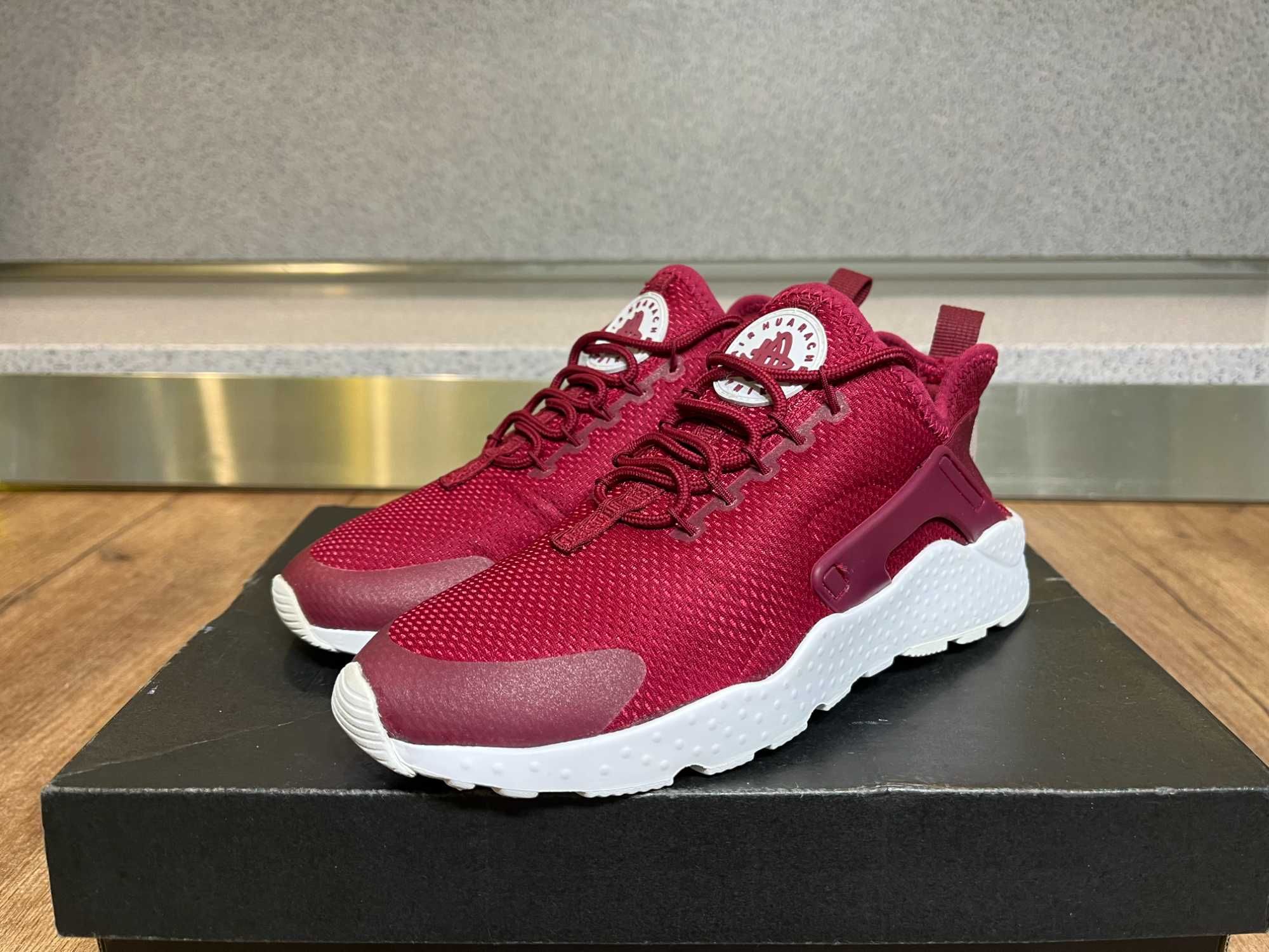 ОРИГИНАЛНИ *** Nike Air Huarache Run Ultra / Noble Red /White