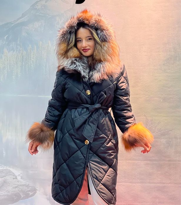 Яке от естественна лисица