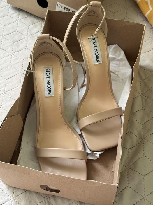 Дамски сандали на ток Steve Madden