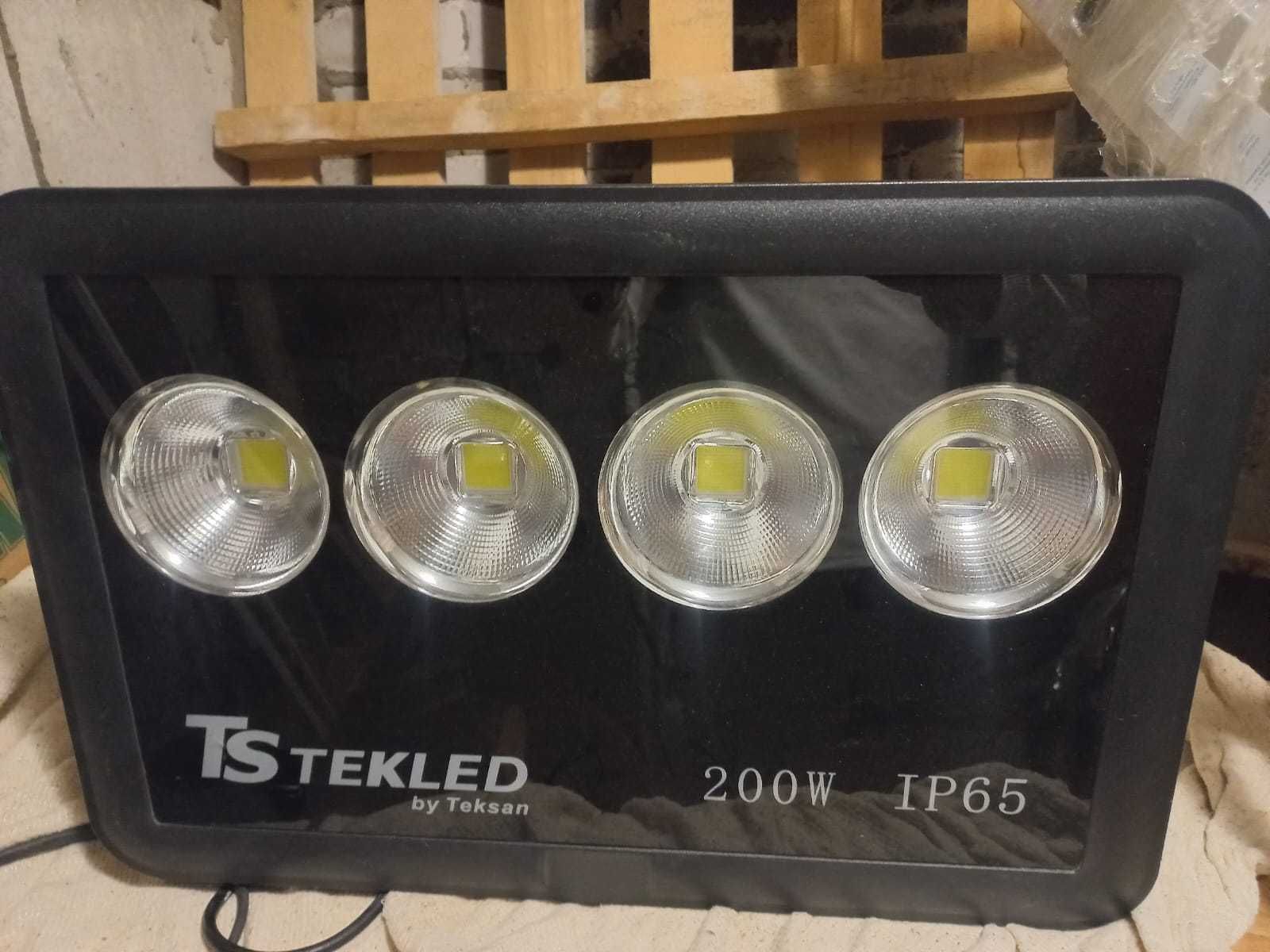 Прожектор LED TS007 200W 6000K