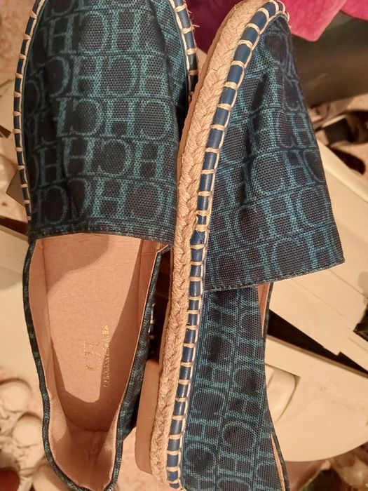 Carolina Herrera Size 40 Нови еспадрили деним