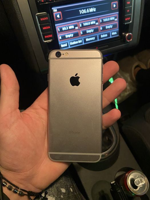 Iphone 6  64 gb urgent
