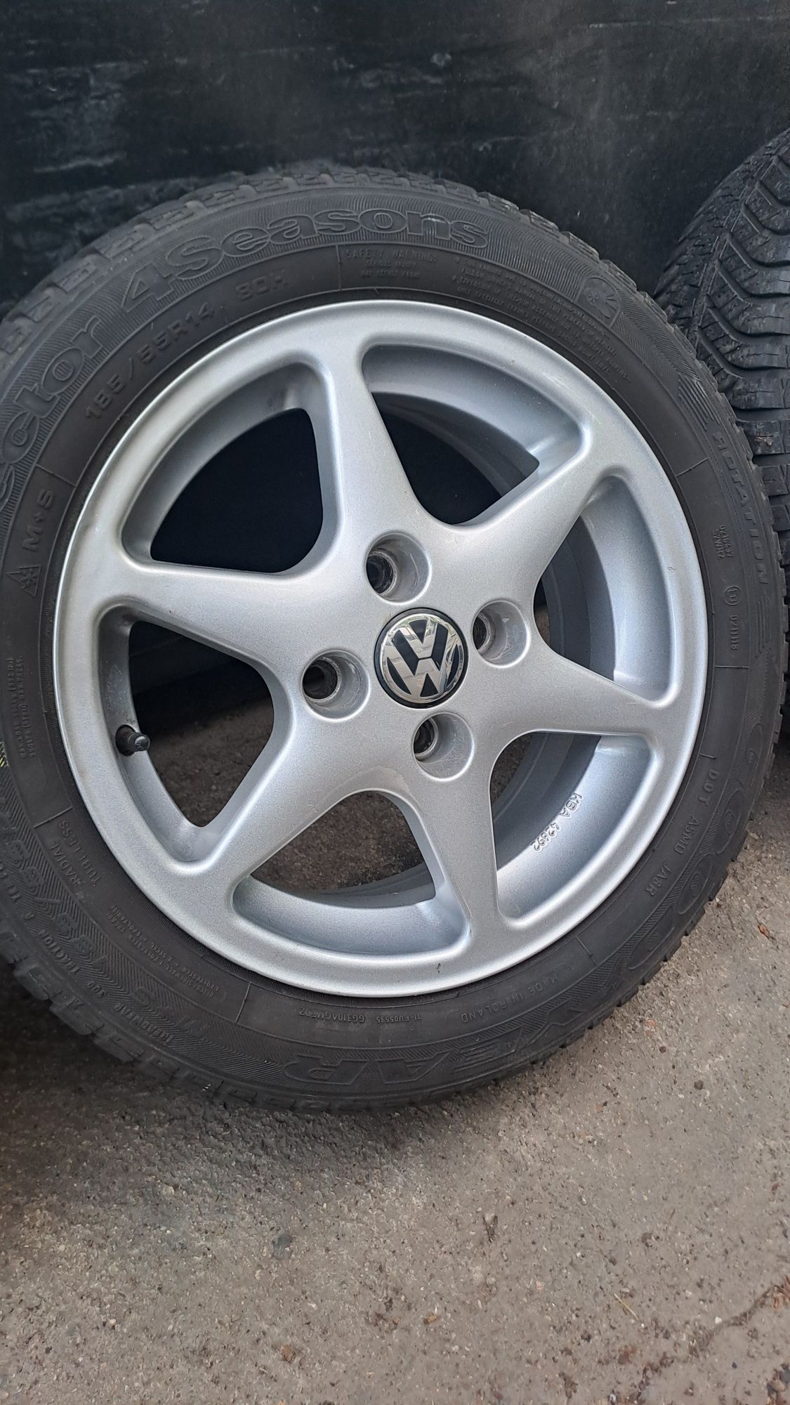 14" 4Х100мм VW, 4X100 Фолксваген джанти с гуми подарък!