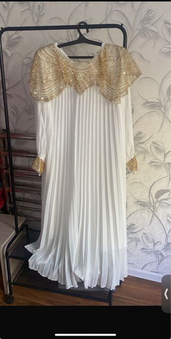 Женское платье 44 размер