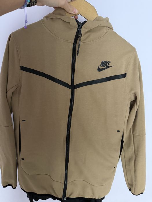 Оригинално худи на nike