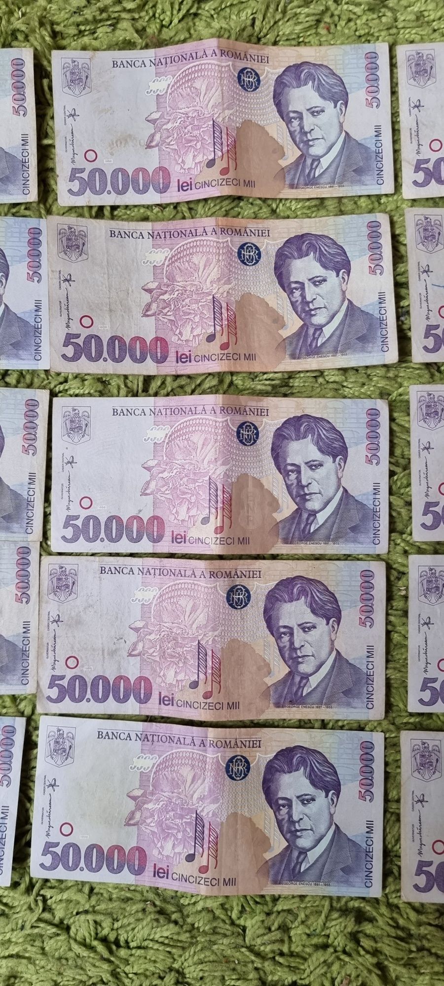 Vând 25 bancnote 50.000 lei 1996