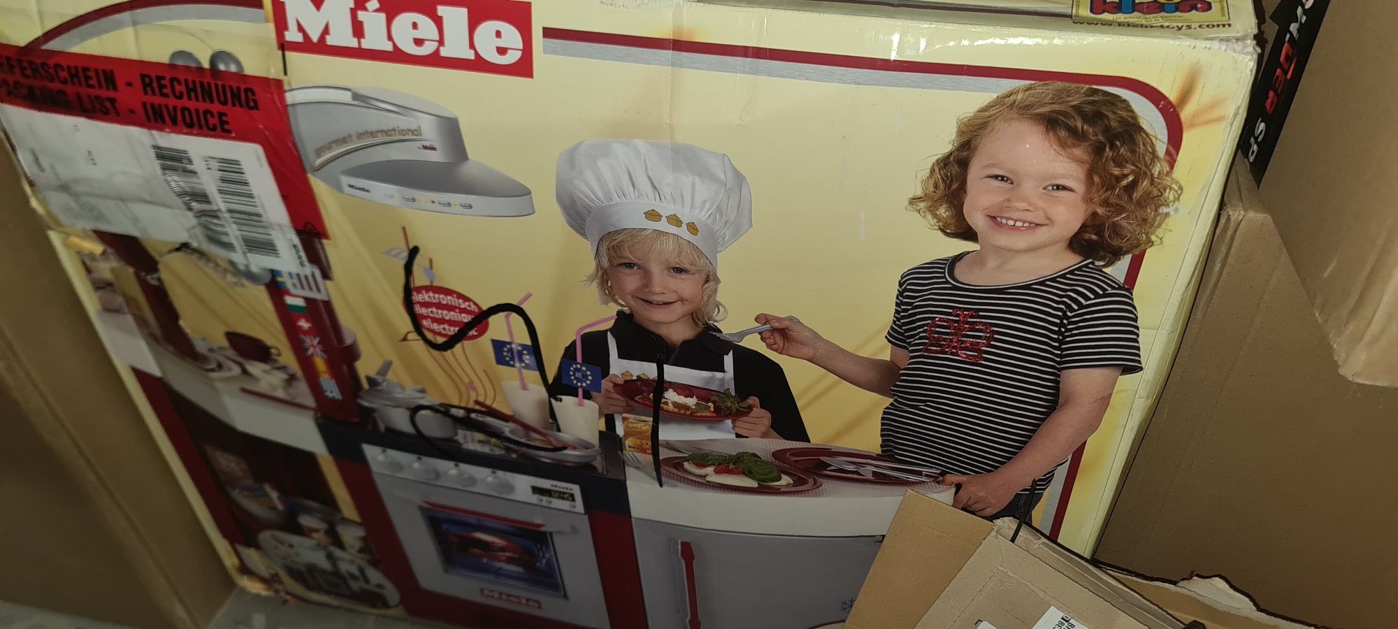 Детска кухня Миеле Miele klein