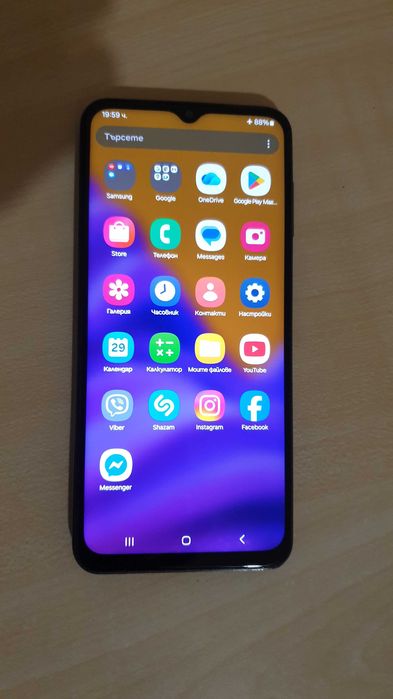 Телефон Samsung A13