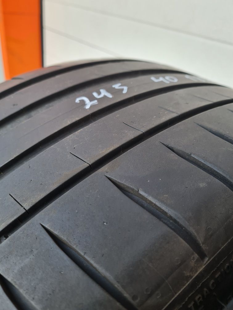 Летни гуми 2 броя MICHELIN PilotSport4 245 40 R18 дот3819
