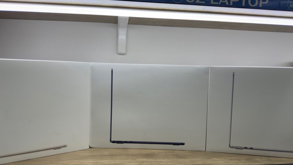 Macbook Air M3 13inch 8/256