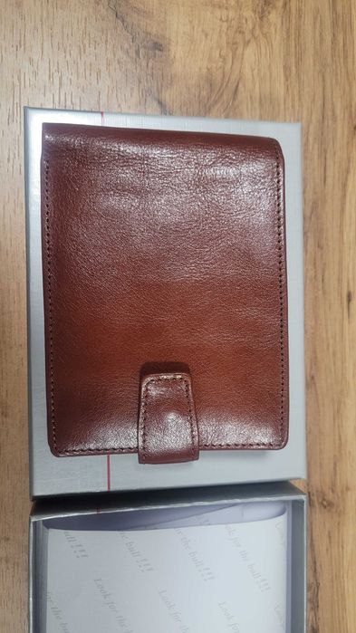 Мъжки портфейл Арт 93, изваждаща се част