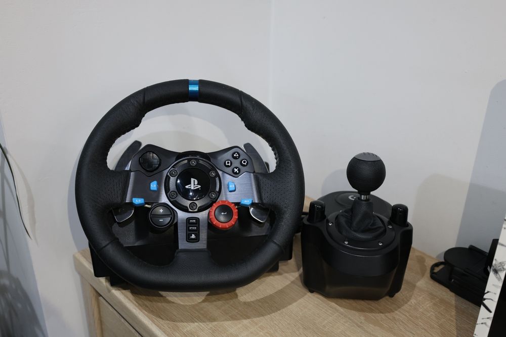 Волан Logitech G29 + Shifter