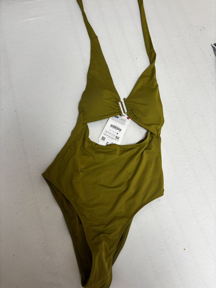 Бански Zara размер Xs Нов с етикет.