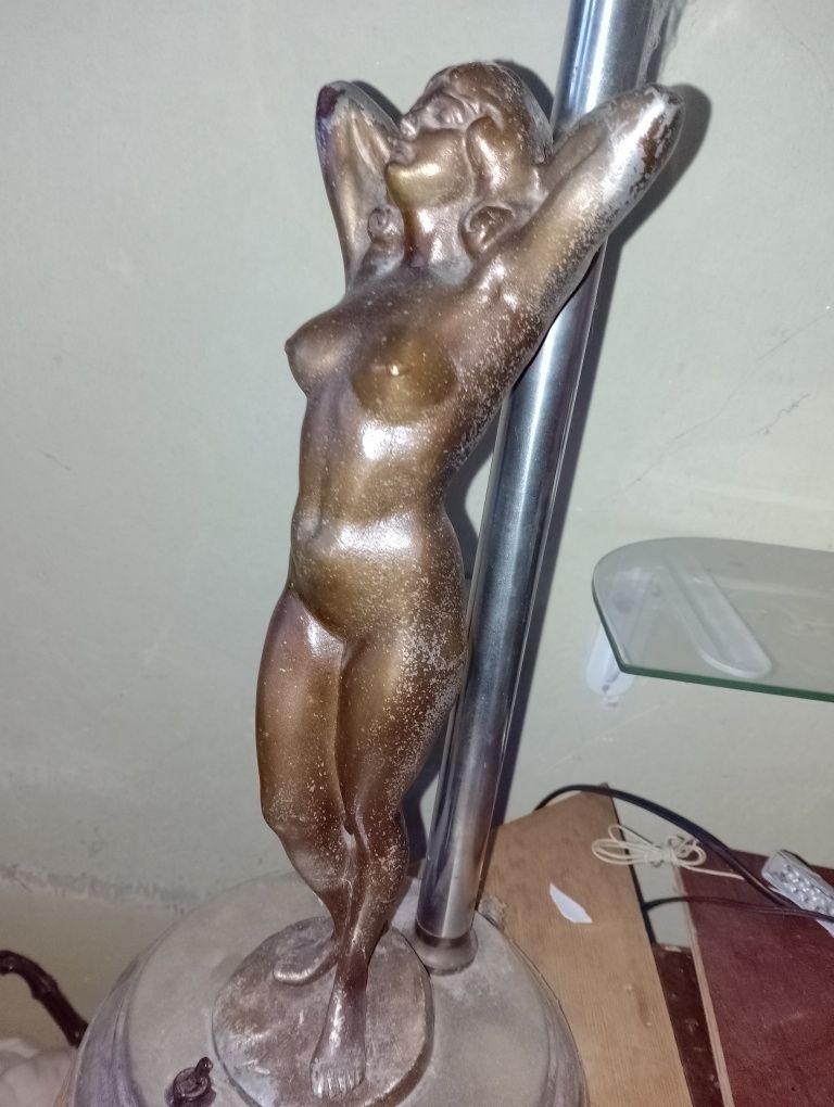 statueta femina anii 1920 turnătoria Knobloch