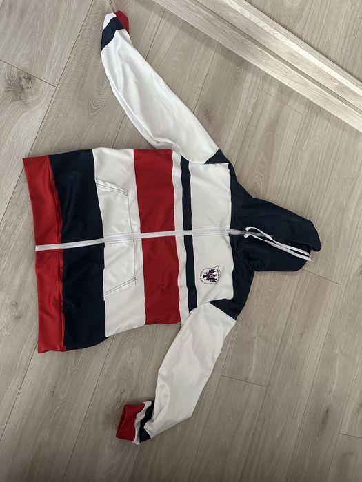 Vand hanorac cu gluga