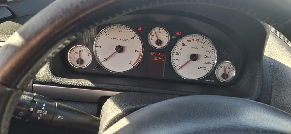 Vând Peugeot 407